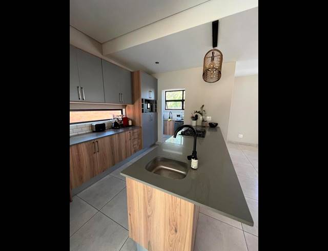 4 BEDROOM PROPERTY TO RENT IN LYNNWOOD